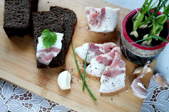 Засолка сала в банке в рассоле рецепт с фото пошагово.